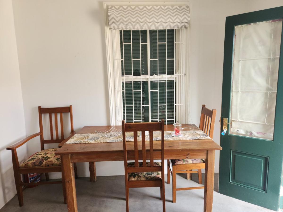 Die Dorpshuis Graaff-Reinet Dış mekan fotoğraf