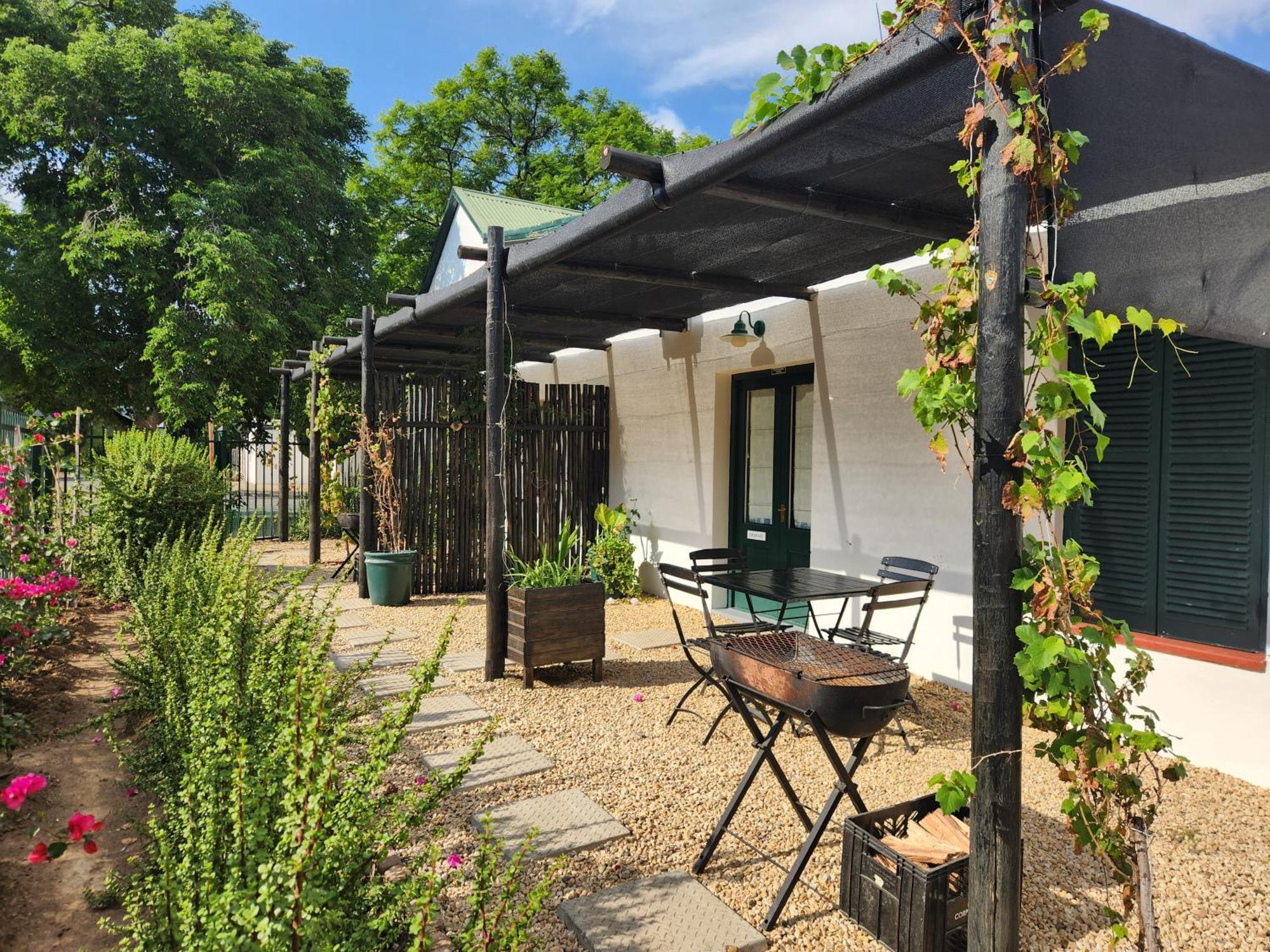 Die Dorpshuis Graaff-Reinet Dış mekan fotoğraf
